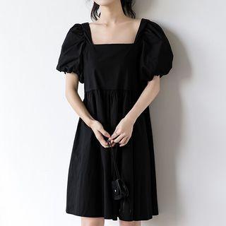 Plain Square Collar Puff-sleeved Dress