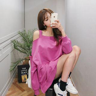 Cutout-shoulder Oversized Pullover