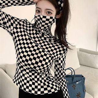 Turtleneck Checkerboard T-shirt