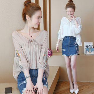 Puff Sleeve Embroidered Lace-up Top