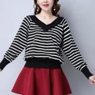 Striped V-neck Sweater Black - One Size