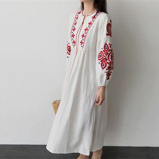 Lantern-sleeve Embroidery Midi Dress