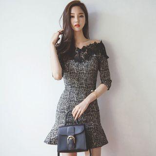 Lace Panel Off-shoulder Mermaid Dress