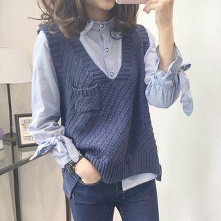 V-neck Pocketed Knit Vest