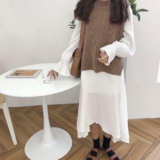 Bell-sleeve Plain Midi Dress