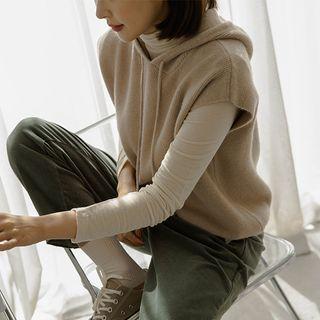 Plain Hooded Knit Vest