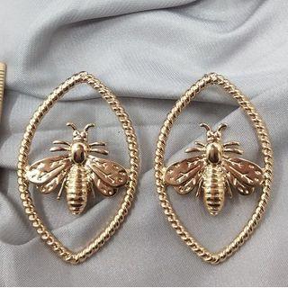 Alloy Bee Earring 1 Pair - Gold - One Size