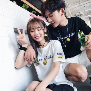 Couple Matching Short-sleeve Smiley Embroidered T-shirt