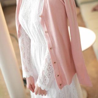 V-neck Slim-fit Knit Cardigan