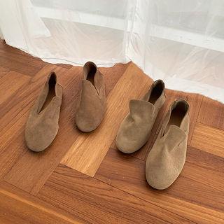 Oval-toe Cowhide Loafers