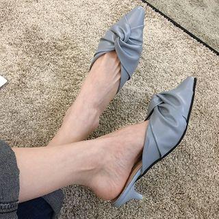 Crinkled Pointed Kitten-heel Mules