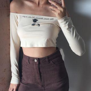 Off-shoulder Lettering Rose Print Crop T-shirt