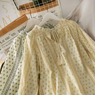 Tie-neckline Printed Loose Top