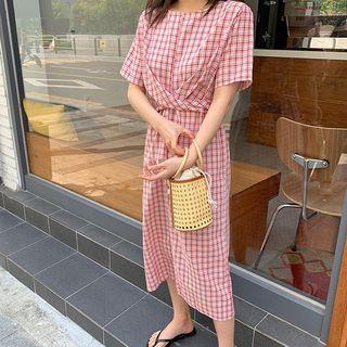 Plaid Slit-front Short-sleeve Midi A-line Dress Red - One Size