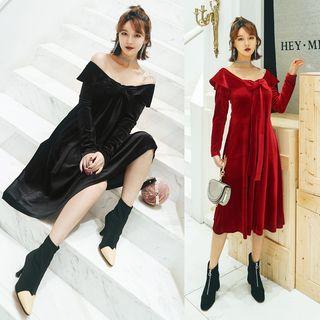 Bow Accent Velvet Midi A-line Dress