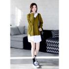 V-neck Boxy-fit Sweater