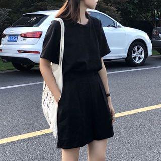 Plain Short-sleeve Button-back Playsuit