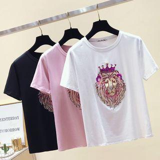 Short-sleeve Lion Embroidered T-shirt