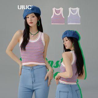 Wave-pattern U-neck Crop Tank Top