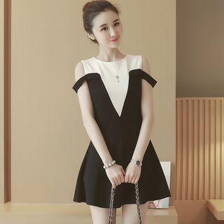 Two-tone Cold Shoulder A-line Dress