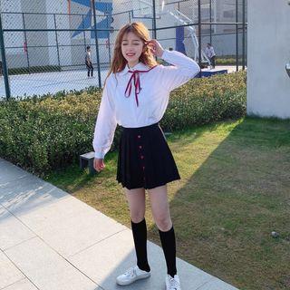 Floral Embroidered Shirt / Mini Pleated Skirt