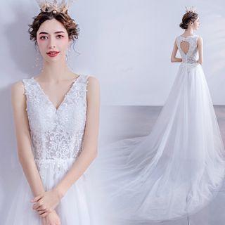 Sleeveless Cutout-back Mesh A-line Wedding Gown