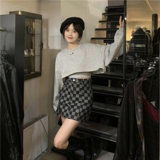 Cropped Sweatshirt / Camisole Top / Checkered Mini Pencil Skirt