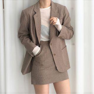 Single-breasted Houndstooth Blazer / Mini Fitted Skirt