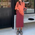 Plain Sweatshirt / Striped Midi Fitted Skirt