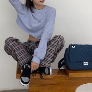 Long-sleeve Plain Cropped Sweatshirt / Plaid Wide-leg Pants