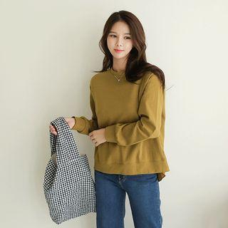 Button-back Dip-back T-shirt