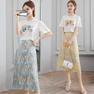 Set: Print Short-sleeve T-shirt + Printed Buttoned Midi A-line Skirt