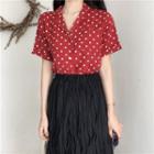 Spot Print Short-sleeve Shirt / Crinkled Midi Skirt