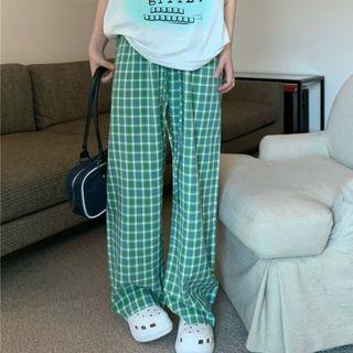 Graphic Print Tank Top / Plaid Wide Leg Pants