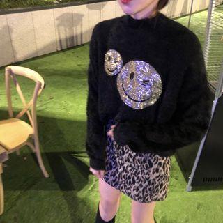 Sequined Sweater / Leopard Pattern A-line Skirt