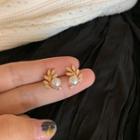 Alloy Leaf Faux Pearl Earring 1 Pair - Alloy Leaf Faux Pearl Earring - One Size