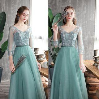 Mesh A-line Evening Gown / Dress