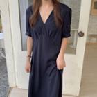 Short-sleeve V-neck Midi Shift Dress Black - One Size