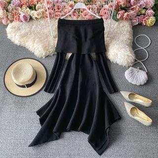Off-shoulder Asymmetrical Knit Dress