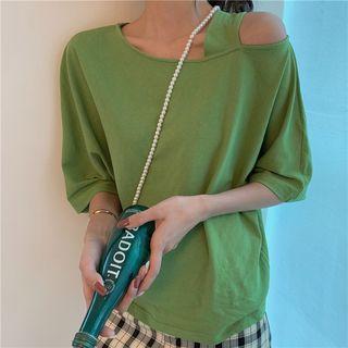 Off-shoulder Short Sleeve T-shirt (long / Short)