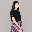 Short-sleeve Skull-accent T-shirt