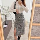 Set: Long-sleeve Plain Shirt + Print Skirt