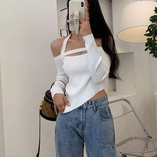 Halter Off-shoulder Asymmetrical Knit Top