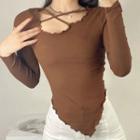 Long-sleeve Corss Strap T-shirt