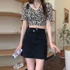Short-sleeve Leopard Print T-shirt / Mini Fitted Denim Skirt