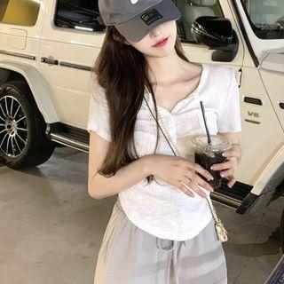 Short-sleeve Top / Wide-leg Cutout Pants