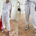 Set: Printed Cap-sleeve T-shirt + Jogger Pants