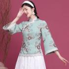Traditional Chinese 3/4-sleeve Floral Embroidered Top