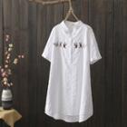 Short-sleeve Animal Embroidered Blouse