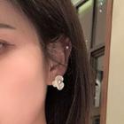 Faux Pearl Floral Ear Stud 1 Pair - Off-white - One Size